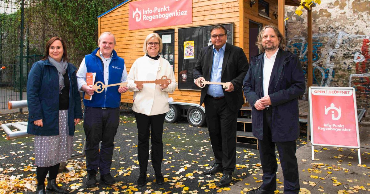 Berlin gives tiny mobile pavilions to districts to strengthen local tourism strategies