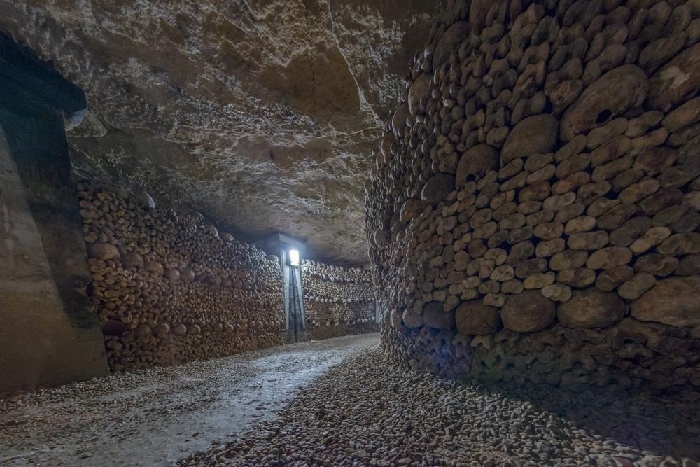 paris catacombs