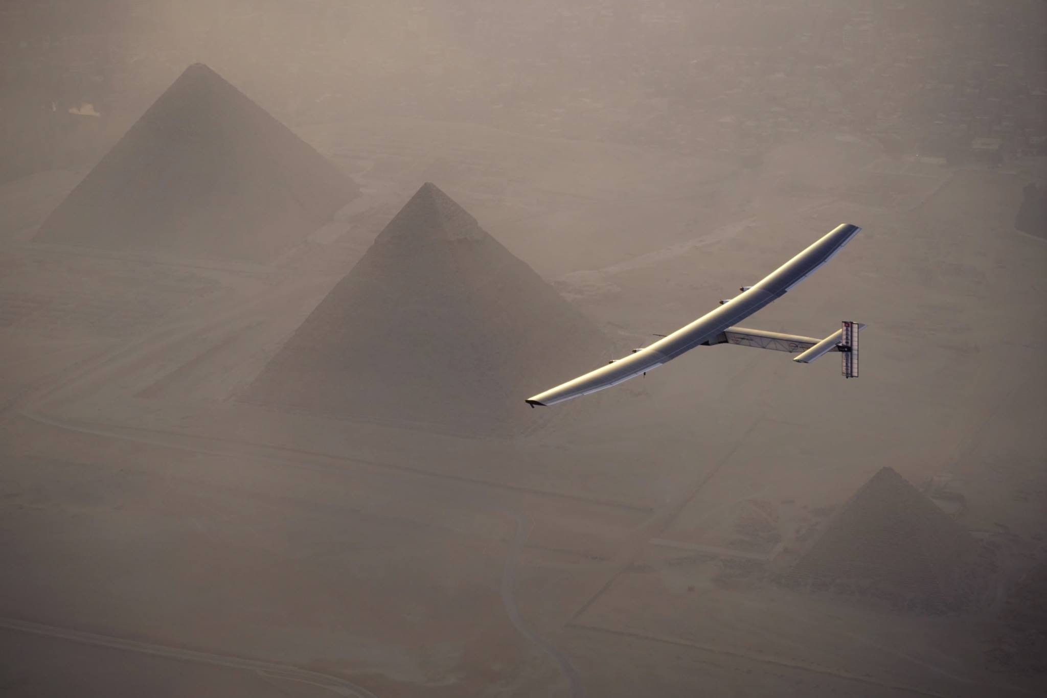 Solar Impulse plane 